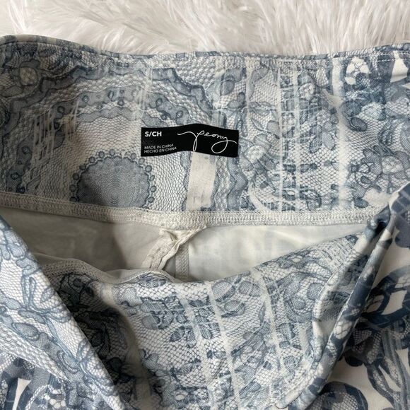 Peony swim shorts running shorts size small - Picture 3 of 6